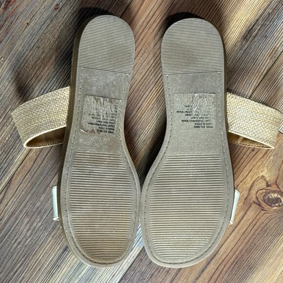 Lauren Conrad Sunstone Natural women’s Sz 6.5 Medium slide sandals Slip-on Flats - Picture 4 of 5